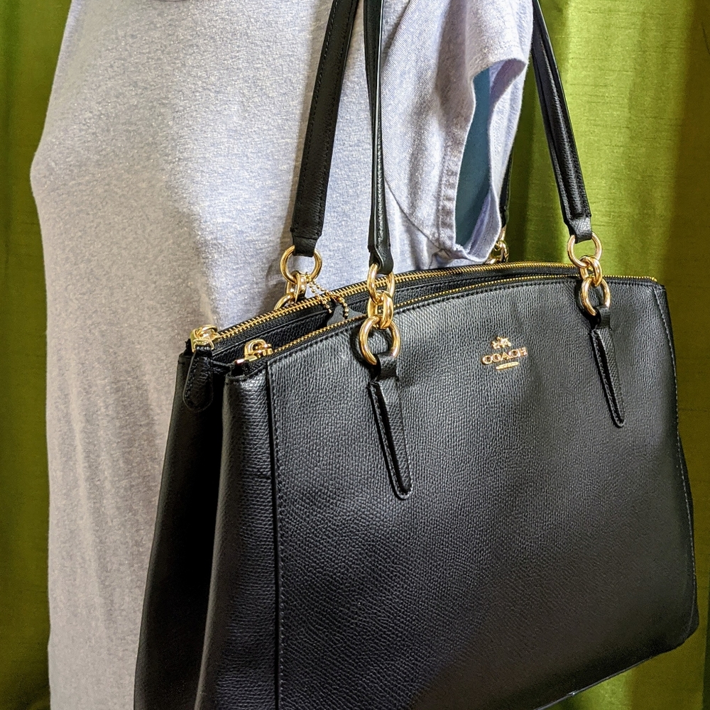 AUTHENTIC COACH Christie Carryall Bag